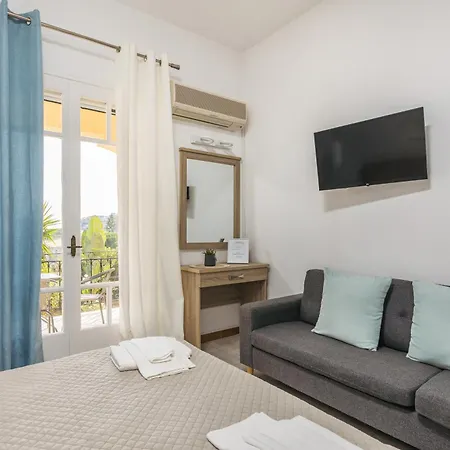 P Koklas Apartman *